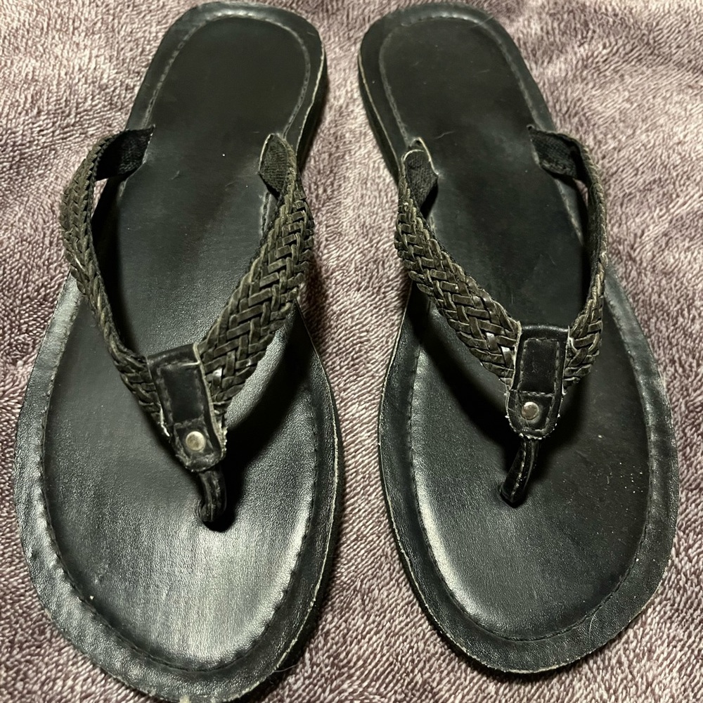 Black braided sandals